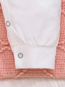 Barboteuse personnalisée "My First Thanksgiving" avec motif de nom personnalisé pour bébé fille, combinaison confortable à imprimé lettres col ras-du-cou manches longues avec imprimés de dinde et de feuilles pour tenue d'extérieur