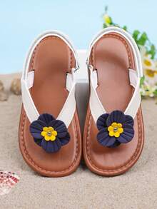 A Pair Of Girls' Flower Clip Sandals 2025 Summer New Style Baby Girl Shoes Korean Version Little Girl Princess Shoes Beach Shoes - Beige - View 6