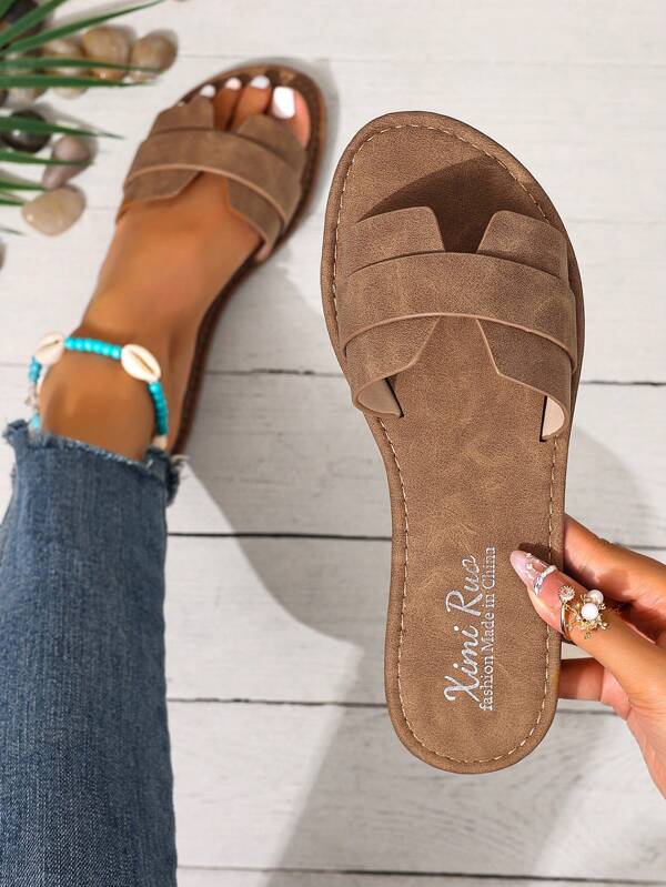 Koreańskie codzienne płaskie kapcie dla kobiet, odkryte palce, pleciony styl rzymski, wiosna/lato nowe, modny styl francuski do sukienek, odpowiednie na plażę, na zewnątrz, do domu, brązowe