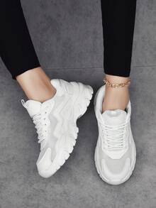 女士时尚休闲运动鞋，轻便透气网眼皮革拼布鞋，舒适软底防滑户外运动鞋，适合派对、学校、工作、日常通勤 - 白色 - 查看 5