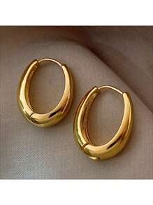 Chunky Thick Gold Hoop Earrings For Women – Bold And Contemporary Statement Jewelry With Sleek Polished Finish – Lightweight And Easy To Wear For Everyday, Office, Or Special Events – Secure Clasp For Worry-Free Comfort – Ideal For Enhancing Any Outfit With Confidence And Style – Great Gift Idea For Fashion-Forward Women And Teen Girls Who Appreciate Modern Elegance