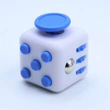 1 件多色魔方/骰子玩具，适合青少年和成人的创意减压玩具，减压骰子，适合青少年的减压玩具，办公室用于在课堂无聊时打发时间的手指魔方，成人发泄小型桌面缓解和缓解焦虑的烦躁玩具，压力球多色，振动玩具>腹肌，振动玩具，波普尔，圣诞礼物（随机发货，有线或无线） - 白色 - 查看 17