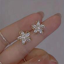 1 Pc Lightweight Floral Stud Earrings For Daily Wear - Sparkling Cubic Zirconia In Rose Gold, Comfort Fit Stainless Steel Backs, Delicate - Nhiều màu - Xem 7