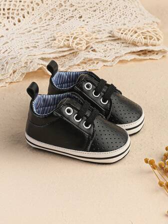 1 双婴儿男女通用 PU 纯色钩环设计休闲鞋，适合 0-1 岁新生儿、学步前、春秋季