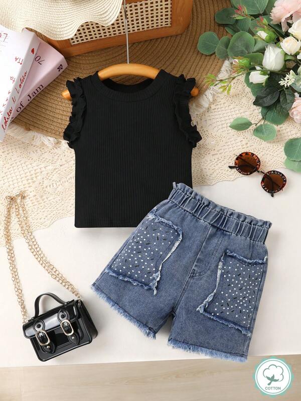Set de 2 piezas elegante y de moda para niñas - Top de chaleco con volantes de unicolor y pantalones cortos vaqueros con parche decorativo de cintura elástica, adecuado para vacaciones, fiestas, uso casual y diario