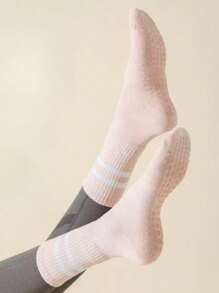 Pilates Socks With Grips For Women Yoga Socks Non Slip Socks Of 4pairs