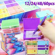 Set de 12/24/48/60 piezas de bandejas y cajas de almacenamiento para pintura de diamantes, juego de herramientas y accesorios para pintura de diamantes, cajas de almacenamiento para cuentas de manualidades DIY, mejor conjunto de regalos para amantes del arte de la pintura de diamantes