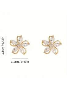 Dainty Rose Gold Flower Cartilage Earrings – Elegant 5-Petal Floral Studs With Sparkling Cubic Zirconia, Lightweight & Comfortable For Helix, Tragus, Lobe, Or Cartilage Piercings – Delicate And Feminine Jewelry For Daily Wear, Work, Parties – Secure Post Backs, Perfect Gift For Women, Teen Girls, Friends On Birthdays, Holidays, Or Anniversaries