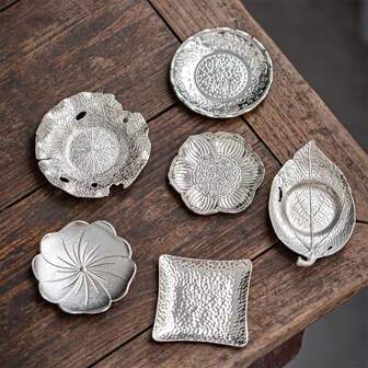 1pc Vintage Copper-Tone Coaster, Elegant Heatproof Mat Suitable For Tea Room, Home Decor, Office Reception