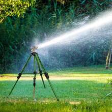 Rociador de impacto sobre base de trípode, rociadores de trípode con cobertura de área grande de 360 grados, rociadores de agua extra altos y resistentes para patio, césped y jardín - Verde - Ver 3