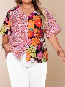 Plus Size Women's Cute Button Ruffle Short Sleeve Colorblocked Floral Print V-Neck Elegant Blouse For Summer