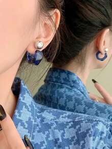 1 对不对称树脂亚克力耳环