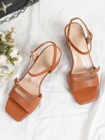 Sandalias de tacón de aguja de moda para mujer con correa posterior simple, cierre con hebilla y punta abierta, adecuadas para fiesta y baile