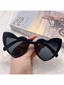 1pc Red Heart-Shaped Beach Fashion Glasses Suitable For Women For Party Photos