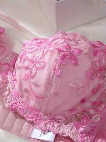 Cute-Sweet Underwire  Beautiful Embroidered Floral Lingerie Set, With Lined Comfortable Bra And Underwear, Wired Bra And Panties, For Outerwear, Daily Lingerie - 粉色 - 查看 3