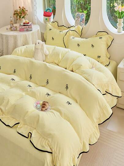 3pcs Ruffles Embroidery Bow Duvet Cover Set King Size Soft Fabric Bedding Comforter Cover Set With Zipper Ties For Girls Bedroom ,Room Decor , Breathable, Easy Care