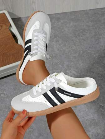 1 双女士休闲时尚几何穿孔 PU 皮革平底鞋，适合学校、度假、办公室、家居、户外、所有季节