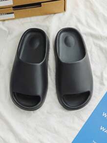 Men's Slippers, Outdoor Sandals, Anti-Slip House Slip-On Indoor & Outdoor Thick Sole, Odor-Resistant, Durable