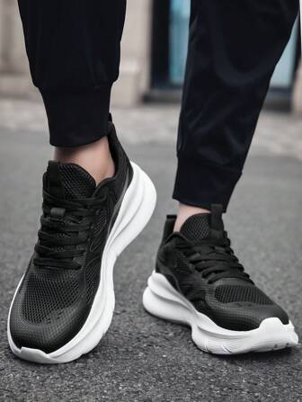 1 Pair Men's Lightweight Breathable Running Shoes, Non-Slip Shock Absorbing Outdoor Casual Sneakers, Fashionable & Comfortable, Summer Sports Shoes