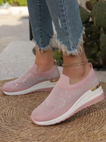 Plus Size Women's Slip-On Casual Sports Shoes With Diamond Net Vamp
