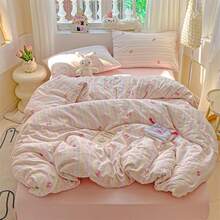 3 件套涤纶花卉柔软舒适羽绒被套装，适用于卧室和客房 - 包括 1 个羽绒被套和 2 个枕套（不含羽绒被和枕头），配有拉链开合和角带，适合所有季节