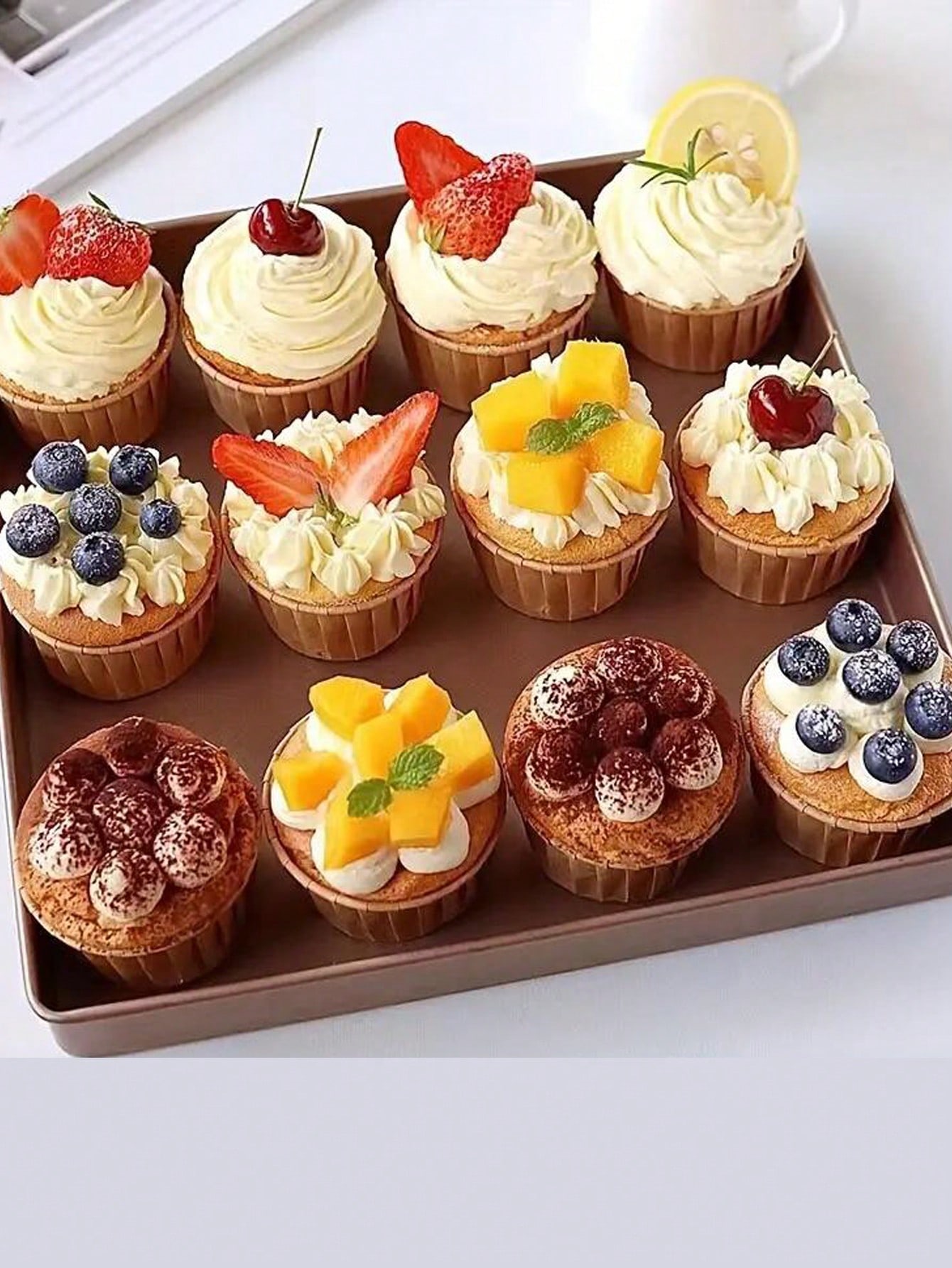 100 حافظة كب كيك ، أكواب ورقية صغيرة للخبز ، حافظا...