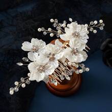 1 Stück Damen Retro Zinklegierung Weiß Muschel Blume Handgefertigt Perlen Kristall Haarkamm, Koreanischer Stil Braut Hochzeitskleid Kopfschmuck