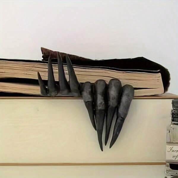 1pc, Devil's Hand Bookmark, American Thriller Personalized Funny Creative, Book Clipboard Flapper Bookcase Decoration, Resin Crafts Ornaments