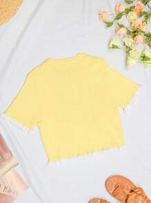 تريكو قصير الأكمام أنيق لحفل التخرج العطلة الصيفية للمرأة الممتلئة، تريكو علوي بذيل مكشكش بلون أصفر زبدي