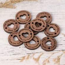 1pc/100pcs Round Sewing Button Set, Personalized Garment Tag Project, Delicate Heart Throw Hollow Design, Mother Grandmother Crochet Lovers Gift, Sewing Mini Button Slip For Clothes Pants Bags Hat Holder, Wooden Crafting, Short Sleeve Hem Holding Buttons, Clothes Waist Buttons, Back Straps Wooden Buckles, Scarf Tie Buckles, Wedding/Mother's Day/Father's Day/Thanksgiving/Graduation/Homecoming Season/Christmas/Halloween/Fasting/Ramadan/. .