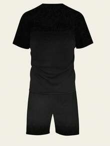 Conjunto deportivo de dos piezas para hombres, con camiseta de manga corta con diseño de empalme y pantalones cortos deportivos; conjunto de chándal de dos piezas para hombres; pantalones cortos con cordón y cintura elástica; adecuado para deportes de verano como fitness, fútbol, fútbol, recreación al aire libre, baloncesto y vacaciones en la playa. - Multicolor - Ver 2