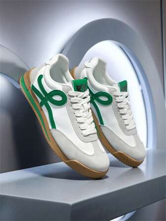 Nuevos zapatos de pareja con forma de corazón de moda, con amortiguación elástica, versátiles, duraderos, con suela blanda, antideslizantes, desodorizantes, aptos para el trabajo, viajes, deportes casuales, zapatillas de running con cordones para exteriores, ligeros y cómodos, adecuados para deportes al aire libre, campamento, trotar, fitness, entretenimiento. Zapatos deportivos para hombres