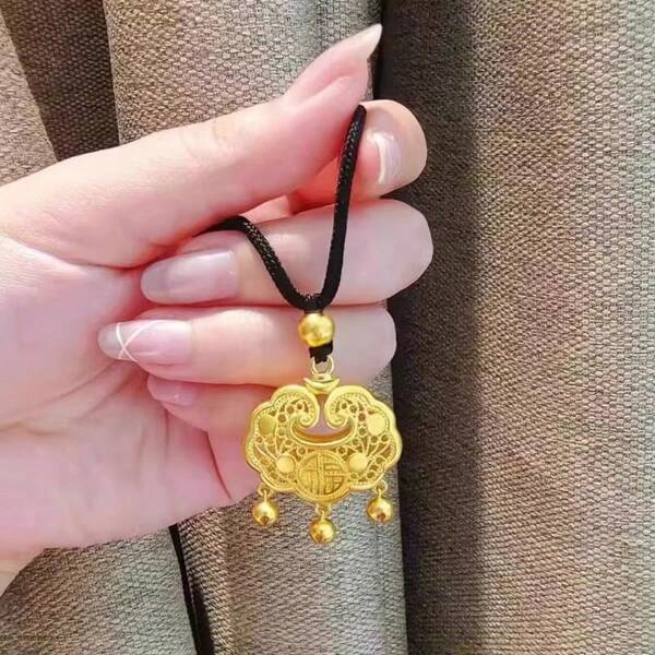 1pc 18K Gold Plated Hollow Wealth Lucky Gourd Pendant Necklace, Couple Unisex Elegant Amulet Chain Necklace Gift