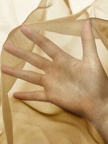 1 件户外穿孔防水薄纱窗帘，纯色