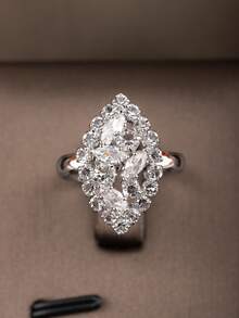 1 Set de joyas estilo vintage elegante con diseño hueco de circonita cúbica, que incluye 1 par de pendientes, 1 collar, 1 pulsera, 1 anillo, adecuado para boda y fiesta, sin caja de regalo incluida