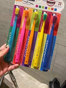 每盒1支护理牙刷 磨砂糖水果色 高密度中毛成人家庭抗菌牙刷 多色可选 独立包装牙刷 呵护牙龈清洁牙齿成人牙刷 超高密度软毛Chocoikes瑞士护理牙刷