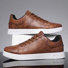 1 Paar Herrenschuhe im britischen Stil mit Schnürung, niedrigem Oberteil, lässige flache Schuhe, PU-Leder, Outdoor-Sport-Skateboardschuhe, Arbeit/Pendeln/Freizeit
