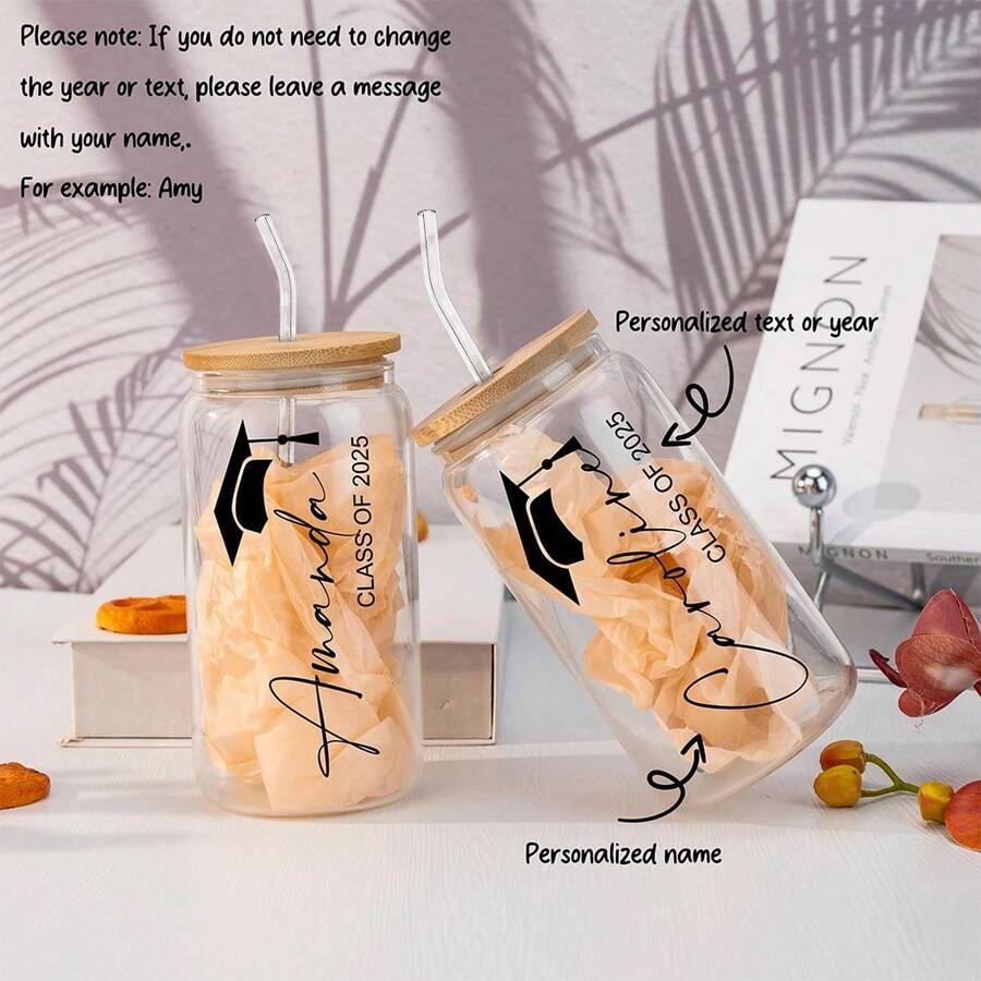 1 件个性化 16 盎司毕业玻璃杯，可定制姓名和年份 - 独特的罐形毕业生杯 - 冷热饮具 - 可放入微波炉和洗碗机清洗 - 舒适握感 - 2025 届毕业生礼物