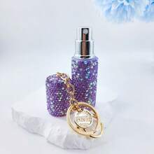 1个5毫升香水喷雾瓶，镶钻装饰/带钥匙扣，方便携带的香水喷雾器，可重复灌装的储物瓶，底部灌装，自动按压，可重复使用的喷雾瓶，便携式化妆品容器，适用于家居用品、旅行、生日礼物、新年礼物、女性时尚配饰！