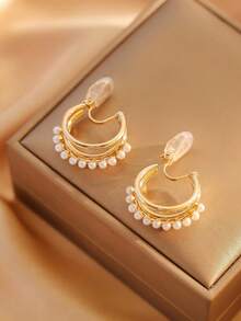 1 对时尚仿珍珠多层圆形耳环，女士夹式优雅耳环，无需穿孔，非常适合日常佩戴和送礼