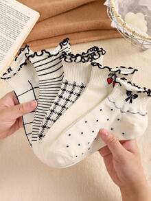 4 Pairs Black And White Women Ruffle Trim Ankle Socks With Patterns: Cherry, Bow, Stripe, Plaid, Heart, Elegant Socks Suitable For Spring And Summer - Multicolor - View 11