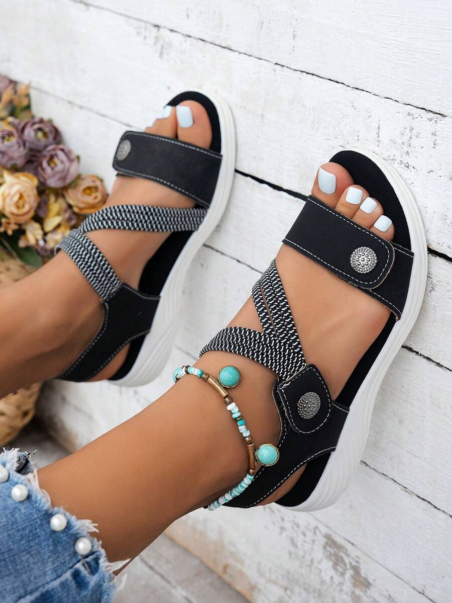 2025新款夏季个性沙滩凉鞋，小码女款防滑透气松紧带宽松休闲运动凉鞋，钩环平底软底百搭夏季新款鞋，防水，户外，沙滩，裙装搭配，孕妇友好型旅行鞋，舒适时尚的时尚凉鞋 - 黑色 - 查看 1