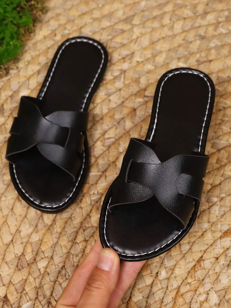 1 Pair Kids & Youth Flat Sandals, Soft PU Material, Round Toe Slip-On Design, Comfortable & Fashionable Roman Style House Slippers, Suitable For Boys & Girls, Casual, Beach, Daily Wear, Summer New Arrival