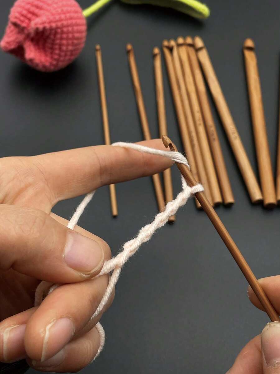 Looen 12 件竹钩针套装，单尖木制织针，DIY 纱线制作工具 - 各种尺寸（3 毫米 - 10 毫米），适用于碎布地毯、地毯编织 - 棕色 - 查看 1