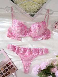Cute-Sweet Underwire  Beautiful Embroidered Floral Lingerie Set, With Lined Comfortable Bra And Underwear, Wired Bra And Panties, For Outerwear, Daily Lingerie - 粉色 - 查看 1