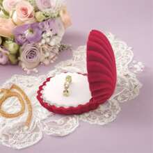 Boîte à bijoux en velours en forme de coquillage charmante - parfaite pour les bagues, boucles d'oreilles, colliers et bracelets - idéale comme cadeau de mariage et de fiançailles, présentoir. Paniers, boîtes et contenants pour l'organisation de la maison, pour le rangement de bijoux