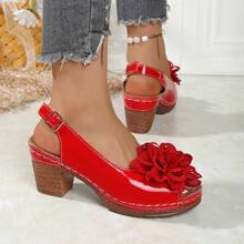 Sandalias elegantes de tacón alto con decoración de flores rojas de moda 2025, adecuadas para fiestas y uso al aire libre, correa tipo tick con tacones abiertos y dedos de los pies, estilo clásico casual de verano