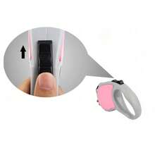 1 cor aleatória, novo retrator automático de corda de tração para passear com o cachorro, guia para gatos de pequeno e médio porte, corda de tração retrátil com freio de um botão