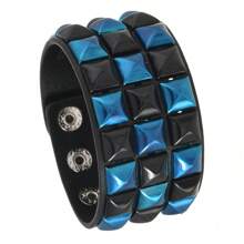 1pc Punk Style Multicolor Square Rivet Bracelet, Fashion Bangle For Men And Women, Street Casual, Club, Halloween, Simple Design To Showcase Unique Personalized