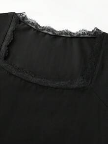 Women's Y2K Lace Trim T Shirt Top Blouses Long Flare Sleeve Square Neck Low Cut Slim Fit Tee Shirt Crop Tops Spring Fall Casual Daily Going Out Tops Aesthetic Clothes Party Club Streetwear